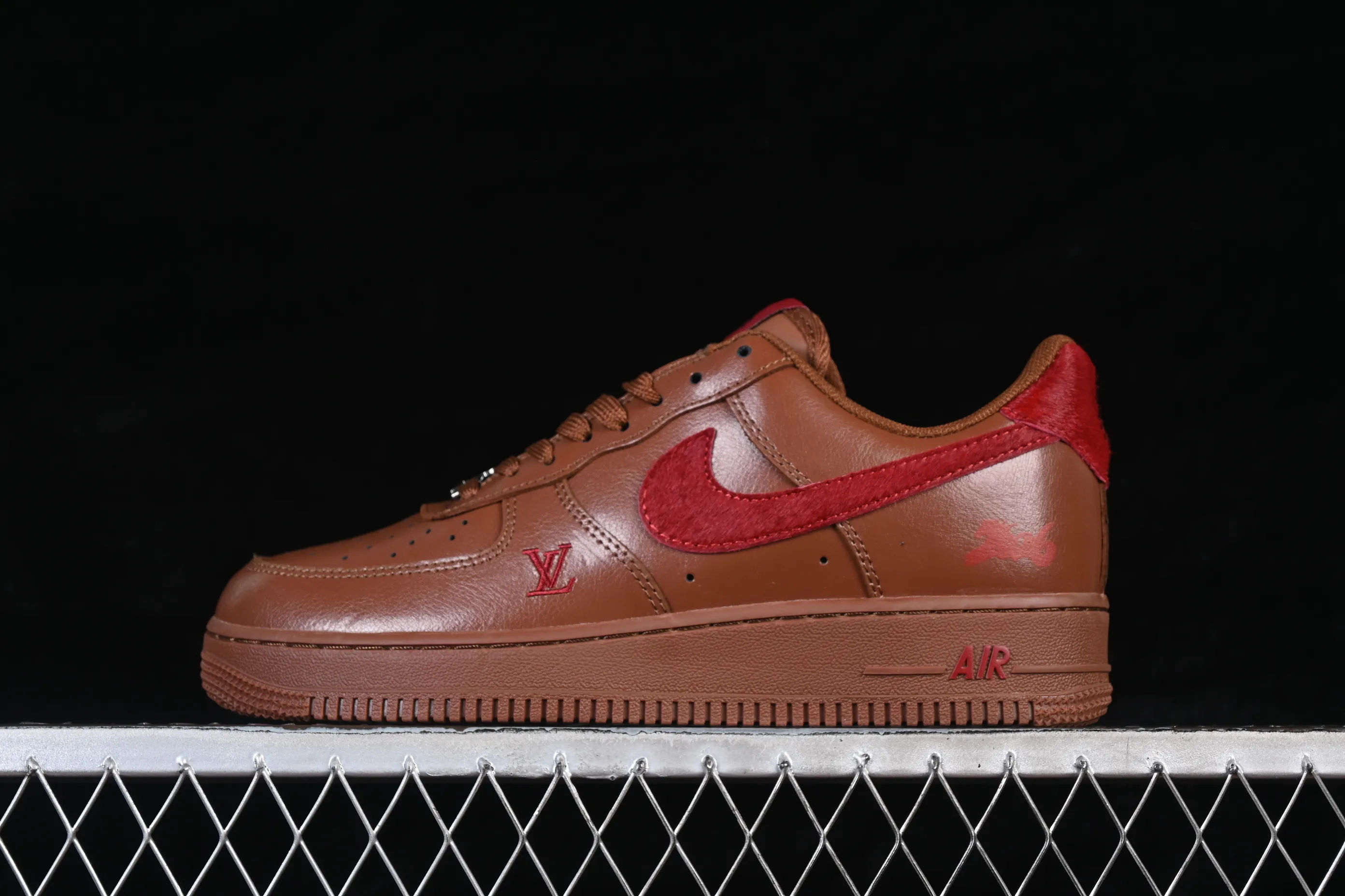 All categories Nk Air Force 1 Air Force series Nk Air Force 1 Low Air Force low-top Nike Air Force 1'07 Low Year of the Horse joint name Chestnut red sandalwood Air Force 1 low-top casual sneakers XY9025-002